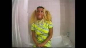 ganguro huge breasts - The old-fashioned ganguro boom. - XNXX.COM