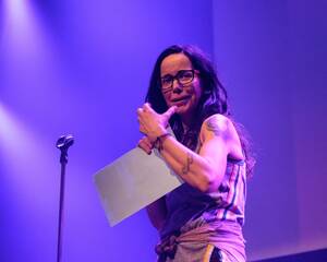 Janeane Garofalo Porn Captions - Janeane Garofalo Supports Louis C.K. In Heated Podcast Exchange