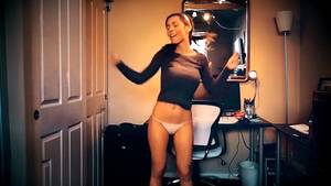 bouncing boobs teen webcam - Sexy girl dancing with bouncing boobs