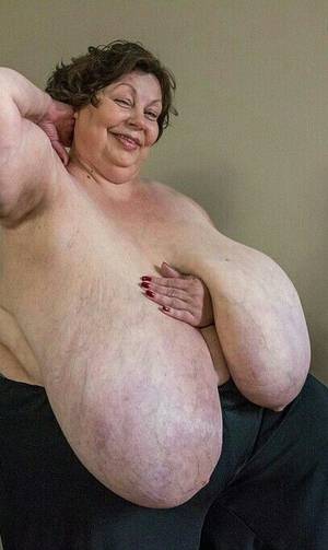 bbw karola huge tits - karola