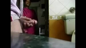 maid flash - Indian flash infront off maid - XNXX.COM