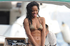 bahamas beach sex voyeur - Hot Celebrity Bikini Beach Bodies | Billboard â€“ Billboard