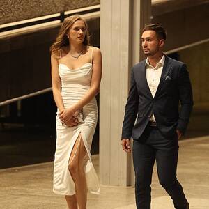 Did A Porn Actress - The most beautiful Czech porn star conquered Vary: What did Stacy Cruz do  on the red