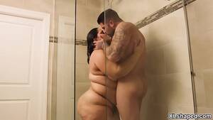 bbw sex shower - Gorgeous BBW Karla Lane fucked in the shower - XNXX.COM