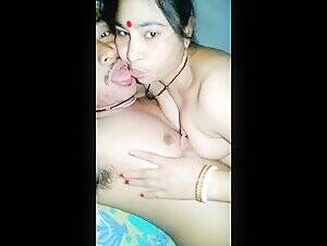 desi chudai sex - Hot indian village couple have sex desi sex videos in hindi audio -  ChiggyWiggy.Com