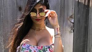 Glasses Mia Khalifa Anal - Mia Khalifa Answers 7 Of Your Most Googled Sex Questions | Men's Health