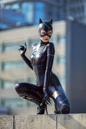 Michelle Pfeiffer Catwoman Porn - Make Your Own Catwoman Costume - DIY Halloween Costume Ideas - Homemade How  To | Catwoman cosplay, Dc cosplay, Amazing cosplay