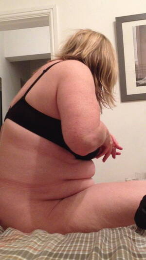 chubby housewife undressing - bbw wife undressing | xHamster