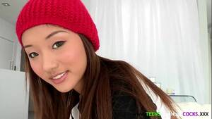 Asian Tiny Cum Face - Petite asian cocklovers pretty face cumshot - XVIDEOS.COM
