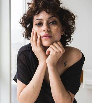 Alia Shawkat Porn Caption - Alia Shawkat Porn Pic - EPORNER