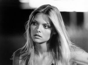 Michelle Pfeiffer Porn - Michelle Pfeiffer - 1970s : r/OldSchoolCool
