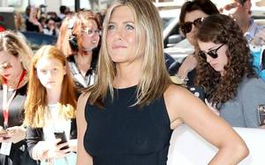 jennifer aniston down blouse upskirt - Jennifer Aniston