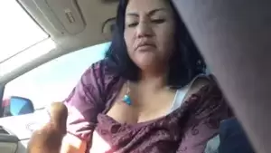 mature latina milf giving handjon - Mature latina gives hand job | xHamster