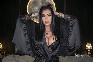 Erotic Hypnosis Porn - Mistress Kennya â€“ Reaching Ejaculation Using Erotic Hypnosis - VR Porn  Video - VRPorn.com