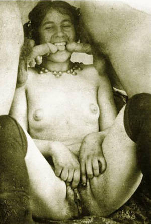 cute vintage pussy - classic nude vintage photo