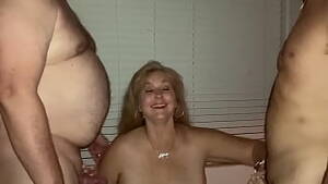 amateur mature wife threesome - homemade mature wife threesome' Search - XNXX.COM