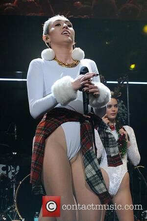 Miley Cyrus Porn Cum - Miley Cyrus | Biography, News, Photos and Videos | Page 3 | Contactmusic.com
