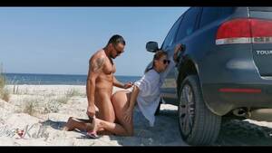 beach amateur couple fuck - Amateur couple have hot sex on the beach . WetKelly Porn Videos - Tube8