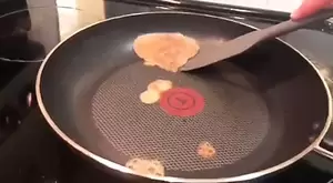 Cooking With Cum - Dude Cums And Cooks It | xHamster