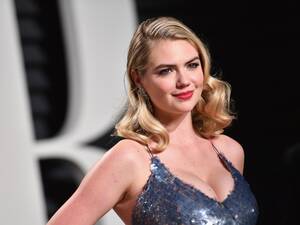 Kate Upton Facial Porn - Kate Upton sends temperatures soaring in 'stunning' skintight outfit: 'Why  are you so gorgeous?' | IBTimes UK