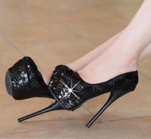 foot heel bruise - Hot Shoes 184