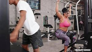 gym cfnm handjob - gym handjob workout - Gosexpod - free tube porn videos