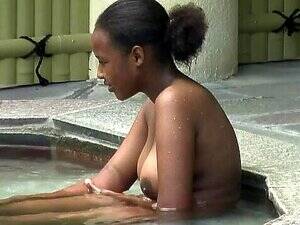 Japanese Voyeurs - Check Out the Latest Japanese Voyeur Videos at xecce.com