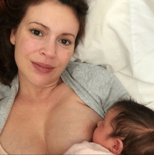 alyssa milano - Alyssa Milano Proves Breastfeeding is Beautiful With Intimate #WBW Post! -  Life & Style