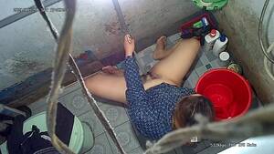 hidden bath masturbation - Secret masturbation in the bath #2 - ThisVid.com