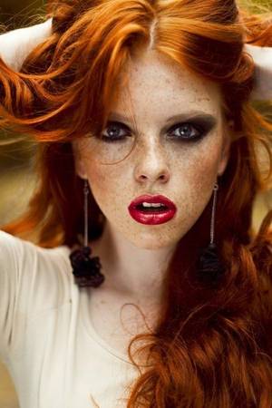 Auburn Hair Female Stars - Redhead Porn