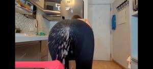 Hard Fart Porn - Girl squirts her wet fart very hard out of in leggings. - ThisVid.com
