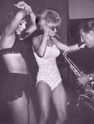 1960s Go Go Girls Porn - Go Go Dancers 60s. This looks like it was a strip joint/bar.