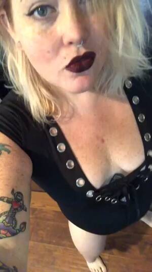Chubby Tattoo Porn - Ã¢Ëœ Ã¯Â¸ Ã¢Ëœ Ã¯Â¸ Ã¢Ëœ Ã¯Â¸ Chubby alt babe gif wiggle. Blonde, tattooed, pierced. Ã¢Ëœ  Ã¯Â¸ Ã¢Ëœ Ã¯Â¸ Ã¢Ëœ Ã¯Â¸ Foto Porno - EPORNER