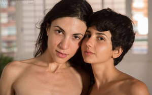 Brunette Short Hair Lesbian - Wallpaper anais v, malena, magena yama, dance studio, black hair, brunette,  lesbian, short hair desktop wallpaper - Celebrities - ID: 250400 - ftopx.com