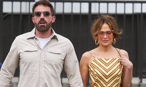 Ben Affleck Celebrity Porn - Jennifer Lopez wears the perfect summer look during romantic date with Ben  Affleck