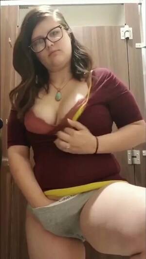chubby babes masterbating - Cute chubby girl masturbates in public bathroom - ThisVid.com