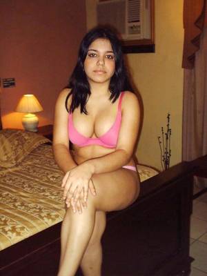 indian nudist galleries - Indian Hot in Bikini Nude and Naked young College Girls Latest Photo gallery