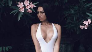 astonishing big tits - Why Do Men Like Big Boobs? 8 Astonishing Reasons