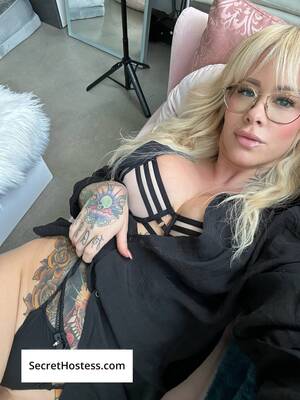 Busty Blonde Asian Porn Stars - Busty Asian Escorts Offering Porn Star Experience in Vancouver, Canada