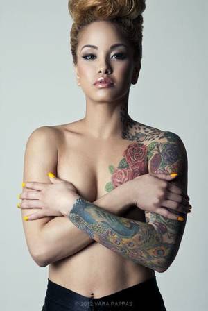 Beautiful Tattoos On Light Skin Girl Porn - 30 Beautiful Tattoos On Dark Skin | Tattoodo