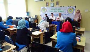 Blacko Star Moet - Sambut Perkuliahan Semester Genap, Fakultas MIPA Universitas PGRI Palembang  Gelar Pelatihan Penulisan Skripsi - Universitas PGRI Palembang