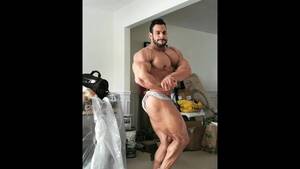 Arab Muscle Porn - Arab Bodybuilder showing his big Muscles 2 - ThisVid.com