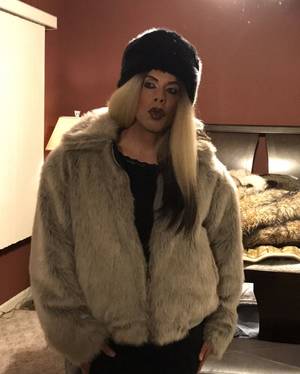 crossdresser shemale fur coat - Furs, Fur Coat, Fur Coats, Fur