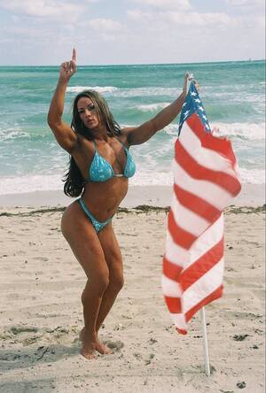 Amber Deluca Tall Female Porn Stars - Amber Deluca - Free nude pics, galleries & more at Babepedia