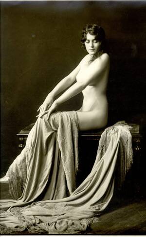 1920s Vintage Women - 1800 through 1920 Vintage Erotica Nude Women Volume 1