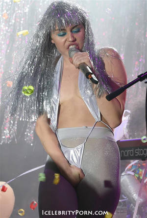 Miley Cyrus Art Porn - ... Miley Cyrus nude desnuda xxx hot pics video porno (64) ...