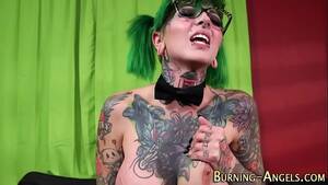 Fetish Emo Slut Pounded - Goth emo slut pounded - XVIDEOS.COM