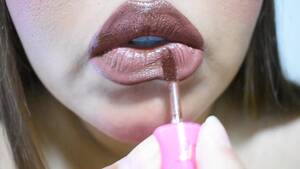 Liquid Lips Porn - Pouty Lip Fetish Candid: Putting on Lipstick and Lip Gloss - Pornhub.com