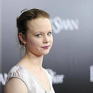 Carol Connors Pornstar - Dad gets star Thora axed from 'Dracula'