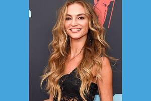 Jackie Moore Porn Hd Facials - Soprano star paid off her mortgage in 5 minutes with Only Fans